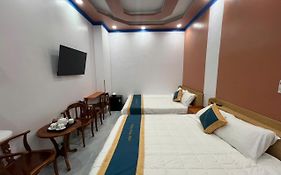 Phượng Hoàng Hotel
